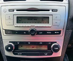 TOYOTA AVENSIS 2013 220k MILES TAX&NCT €4950 - Image 9/10