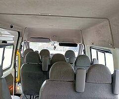 2005 Ford Transit 15 Seater Minibus - Image 3/10