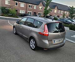 Renault Grand Scenic 7Seats Tomtom edition 1.5d Automatic - Image 3/10