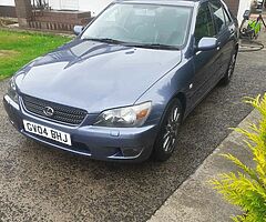 2004 Lexus IS 200