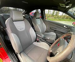 Ford Focus ST225 - Image 6/10