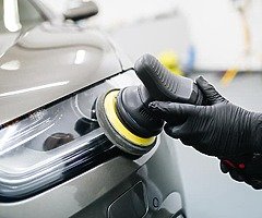 Car headlights polishing