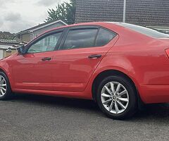 2013 Škoda Octavia - Image 8/10
