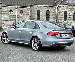 Audi A4 2.0 diesel . Manual . S line - Image 5/10