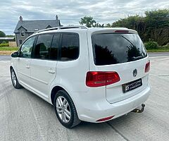 2011 Volkswagen Touran - Image 4/10