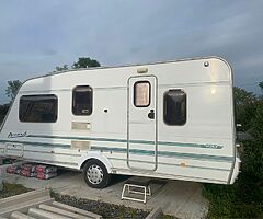 Caravan swift accord