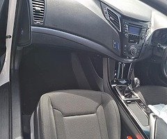 2012 HYUNDAI I40 ESTATE 1.7 DIESEL 6 SPEED MANUAL - Image 3/10