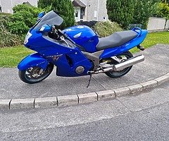 Honda cbr1100xx super blackbird