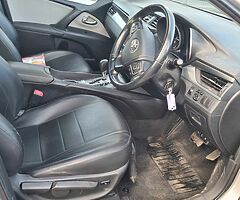 2017 Toyota AVENSIS BUSINESS PETROL AUTO - Image 8/10