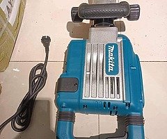 Any tools available - Image 3/5
