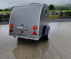Teardrop caravan (glampa campa)