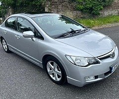 Honda Civic 2009 1.8 petrol manual transmission