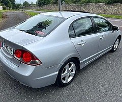 Honda Civic 2009 1.8 petrol manual transmission