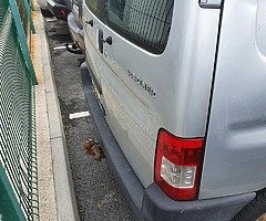 08 Partner 1.6 Doe to Dec 22   €1395 - Image 3/5