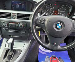 2011 BMW Series 3 - Image 9/10