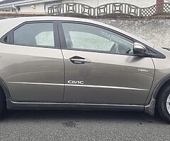 HONDA CIVIC 1.4 PETROL 6 SPEED MANUAL 5 DOORS - Image 4/10