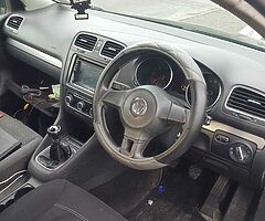 2010 Vw Golf 1.6 tdi cay breaking