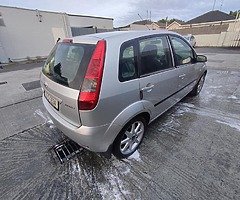 Fiesta - Image 4/7