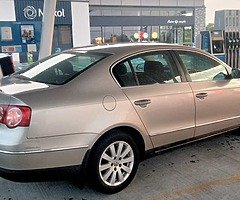 VW PASSAT 2006 1.9 TDI 5 SPEED GEARBOX 5 DOOR HATCHBACK  HIGH LINE MODEL NCT@ TAX QUICK SALE - Image 6/7