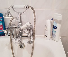 3 piece white bathroom suite