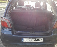 Yaris 1L 2000