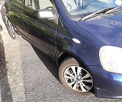 Yaris 1L 2000