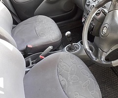 Yaris 1L 2000 - Image 5/5