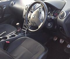 Nissian qashqai