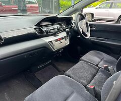 Honda frv 1.8 V-tech nct/tax 6 seater - Image 5/9