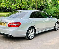 2010 Mercedes-Benz E-Class - Image 4/10