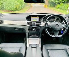 2010 Mercedes-Benz E-Class - Image 7/10