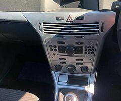 2009 Vauxhall Astra 1.7 diesel - Image 5/10