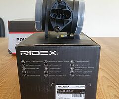 RIDEX Mass airflow sensor with housing AUDI,VW,SEAT,FORD,SKODA