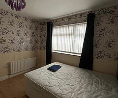 2 Double and 1 Single Room for rent (Shared) Accomodation - Image 5/6