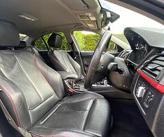 BMW 318D SE - Image 8/10