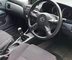 Nissan Almera.Low kms.Full service history - Image 6/8