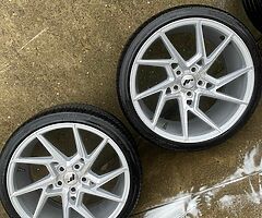 20” 5x120 Jr33’s alloys