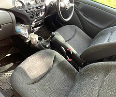 2005 Toyota Yaris