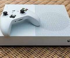 Xbox one Series S 512GB new 1 year guarantee