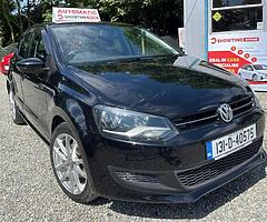 VW POLO BLACK 2013 AUTOMATIC