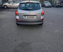 I am selling a Renault clio 1.1  petrol year 2008 the car is working well - Image 6/9