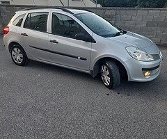 I am selling a Renault clio 1.1  petrol year 2008 the car is working well - Image 7/9