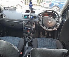 I am selling a Renault clio 1.1  petrol year 2008 the car is working well - Image 9/9
