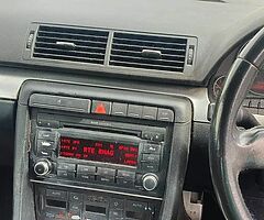 Audi A4 - Image 8/10