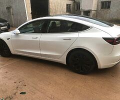 2019 Tesla Model 3 - Image 10/10