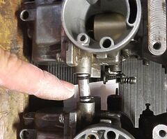 Mikuni carb link pipe/connector wanted !!!! - Image 3/4
