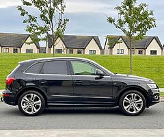 Audi Q5 2.0 diesel Quattro . Manual . S line - Image 5/10