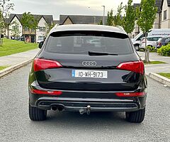 Audi Q5 2.0 diesel Quattro . Manual . S line - Image 6/10