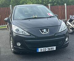 Peugeot 207 2011