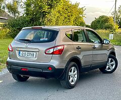 Nissan QashQai 1.5 diesel . Manual . Cheap tax